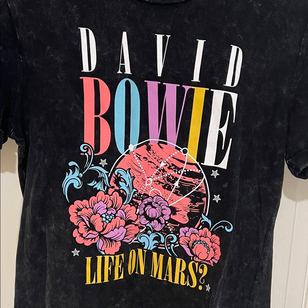 David Bowie Graphic/Band T-Shirt - Picture 2 of 8